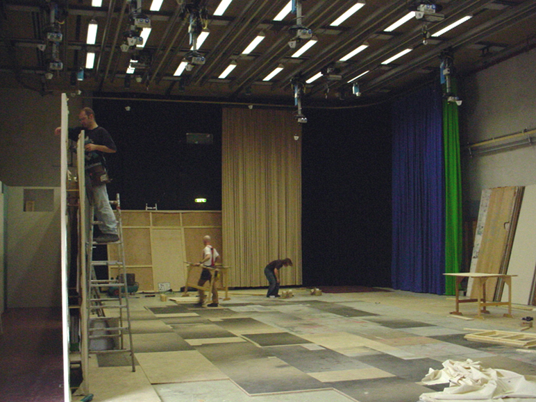 08_01_set_flurwaende_